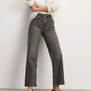 Everlane 90’s cheeky Straight Leg crop Jeans in Gray